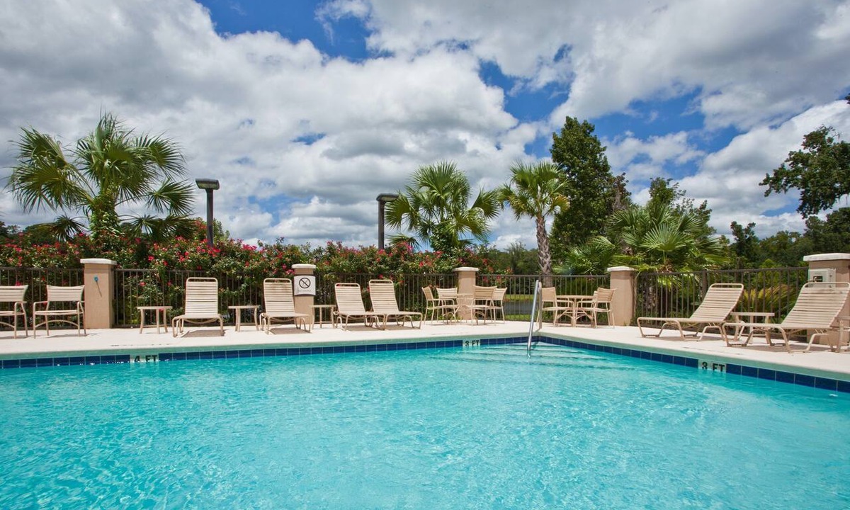 Tallahassee Condo | WFM friendly | FREE Wi-Fi + 24h Business Center