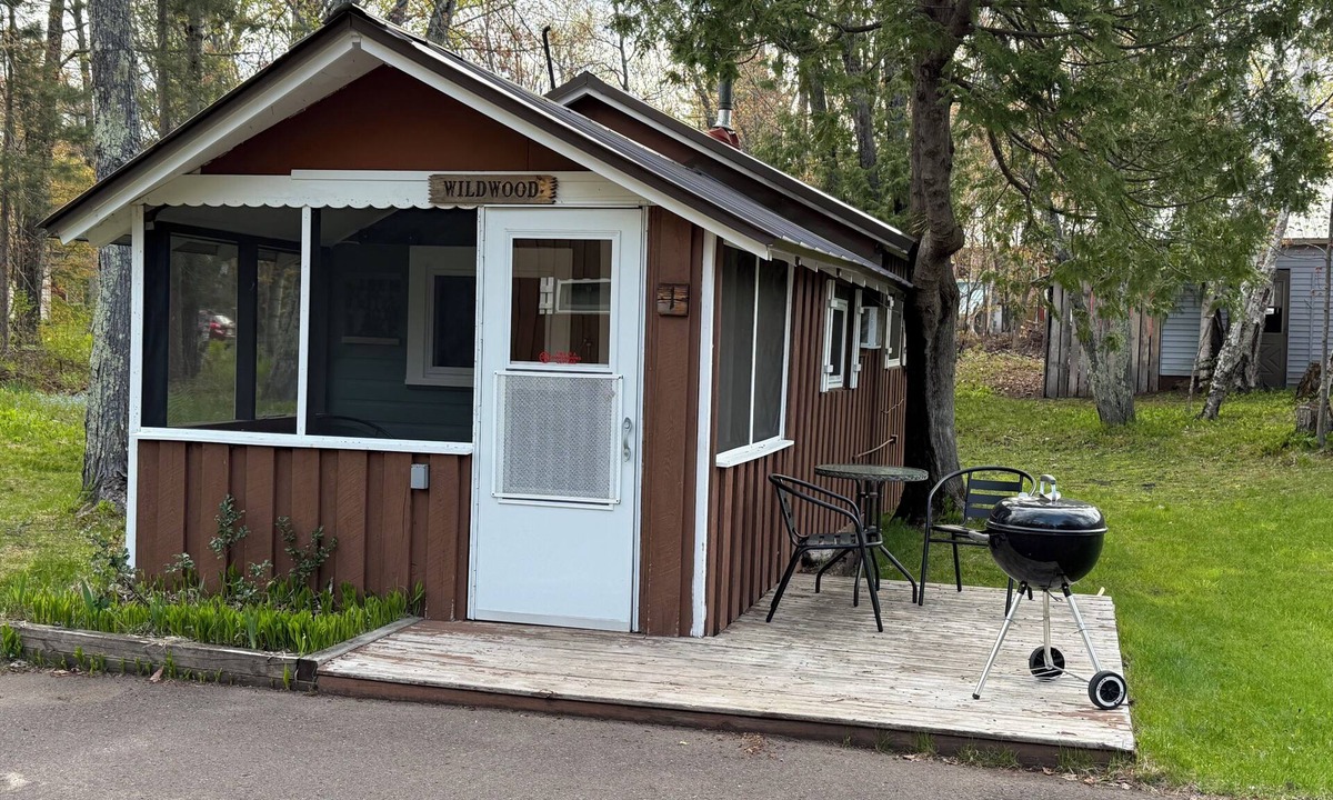 Ontonagon Cottage | Wildwood Cottage at Miller's Cottages