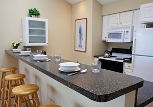 Beautiful 3 bedroom unit at resort, sleeps 8