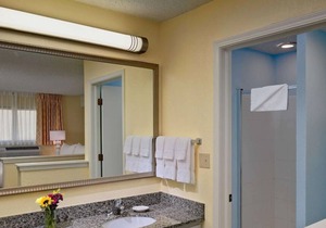 Budget-Friendly Getaway! Free Parking, Pet-Friendly