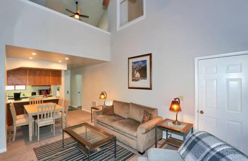 Beaver House | Eagle Point Ski Resort 8 Wooded Ridge Condos