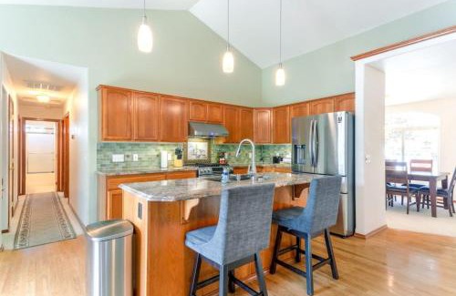 Post Falls House | Family Home With Pool Table - Fall Weekly Savings