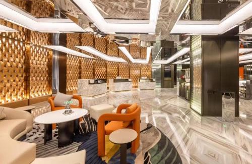 Huaqiang North Hotel | Shenzhen Futian Huaqiangbei Pedestrian Street Atour Hotel