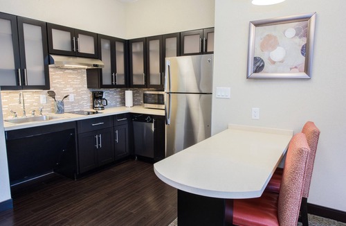 Newtonville Condo | 1 Bedroom | Free Breakfast, Indoor Pool + Hot Tub