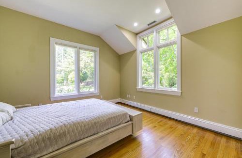 Weston Apartment | 18 Mi to Boston - Stylish Unit in Upscale Enclave!