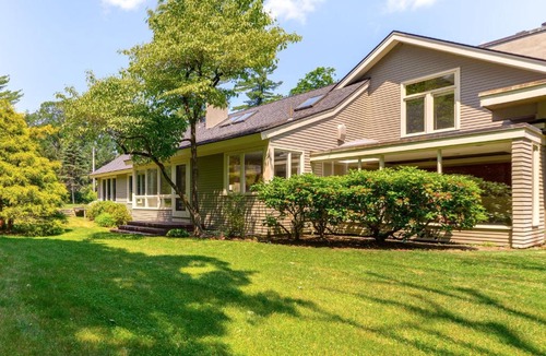 Weston Apartment | 18 Mi to Boston - Stylish Unit in Upscale Enclave!