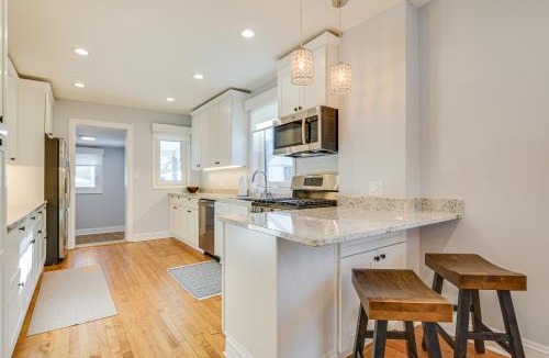Evanston House | 2 Mi to Northwestern: Updated Home w/Game Room!
