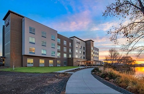 Downtown Klamath Falls Hotel | 2-Star Hotel ∙ Fairfield Inn & Suites by Marriott Klamath Falls