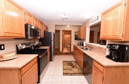 Intervale Condo | 3 Bed 2 bath 1st Floor Condo w/Mt Views close N. Conway
