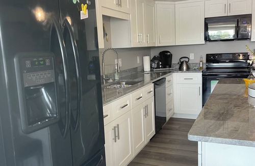 Decatur House | 3-bedroom house in awesome Decatur with cool AC