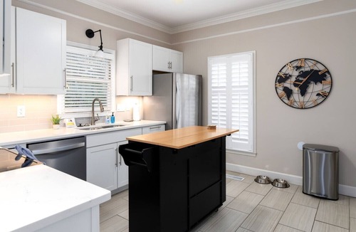 Vestavia Hills Villa | 3 BR Townhouse w 2 car garage