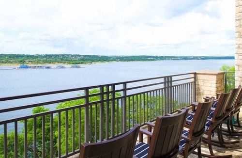 Lakeway Hotel | 3 Pet-Friendly Units at Lakeway Resort & Spa, Outdoor Pool!