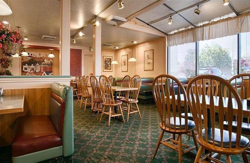 Vernal Hotel | 33 m² Hotel ∙ 127 guests
