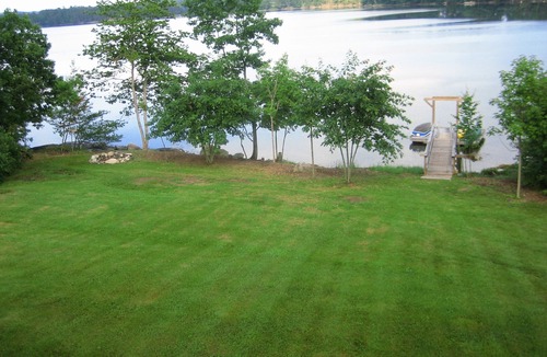 Newcastle Cottage | A Charming Waterfront Cottage with Touches of Elegance