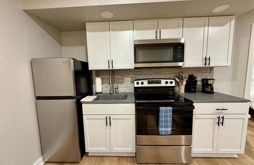 South Central Omaha Apartment | Aksarben Haven Steps from UNO and Dining!