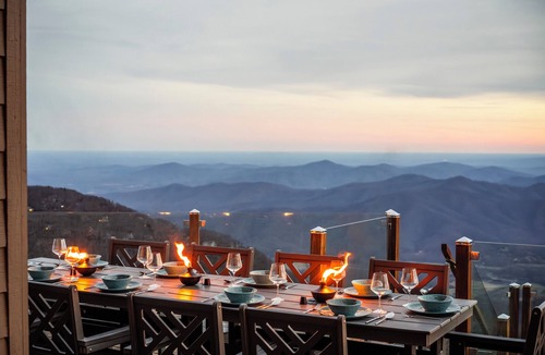 Nellysford Ski Chalet | Alpenglow- Amazing views, 5 Masters, 5600sf