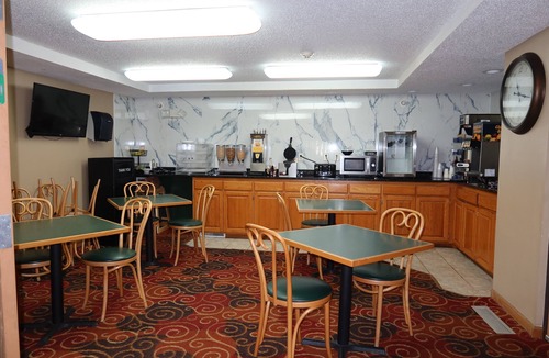 Annandale Hotel | America's Best Value Inn