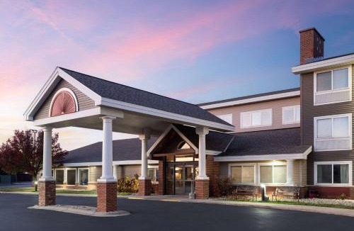 Beaver Dam Hotel | AmericInn by Wyndham Beaver Dam