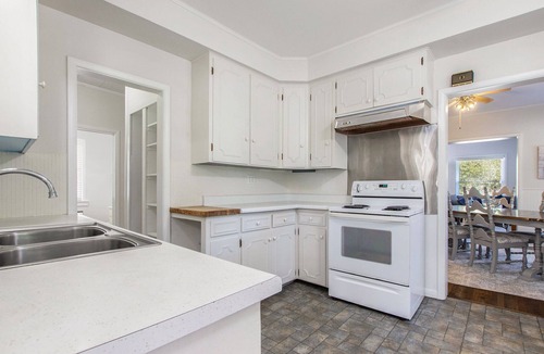 South Haven House | August Weekend Still Available!