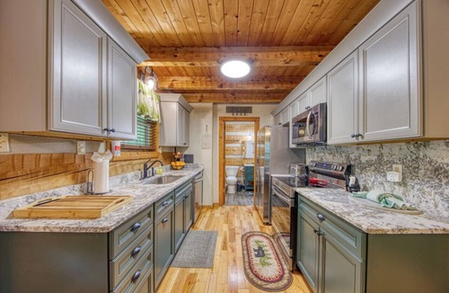Sevierville Cabin | Authentic Log Cabin! Sauna/Hot Tub/GREAT Location!