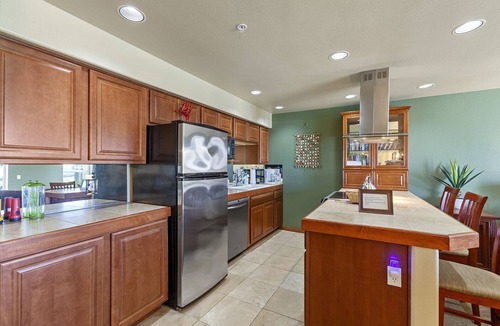 Lincoln City Condo | Bayfront Lincoln City Condo Beach Access & Walk to Dining