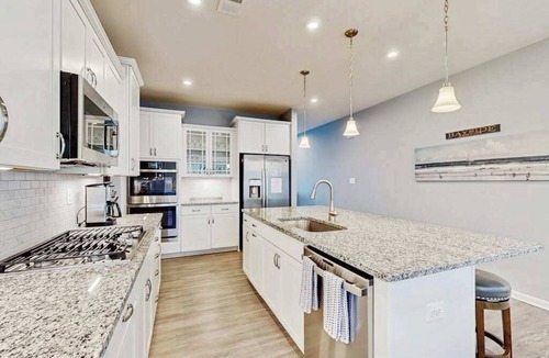 Selbyville House | Bayside Resort townhouse with indoor and outdoor pools and hot tub - dogs OK