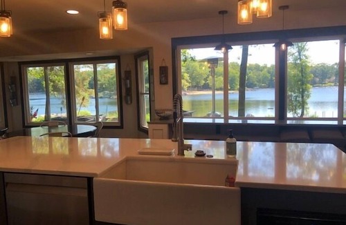 Fountain House | Beautiful 4 bed; 2 bath home on Long Lake!