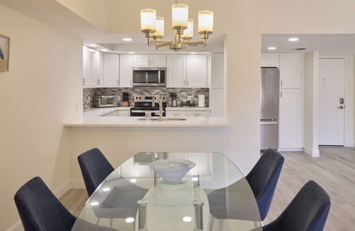 Island Estate Condo | Beautiful,Coastal,luxury 2BR/2bath condo