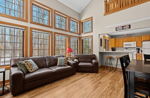 Boyne Falls Condo | Beautiful Condo Located In Disciples Village, Sleeps Up To 16 - Unit 390