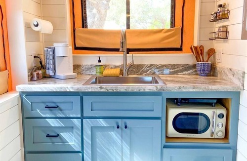 Ingram RV Rental | Beautiful Tented Cabin in Texas for Glamping by Guadalupe River