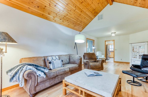 Sisters House | Beautiful Tollgate getaway with private hot tub, shared pool & tennis
