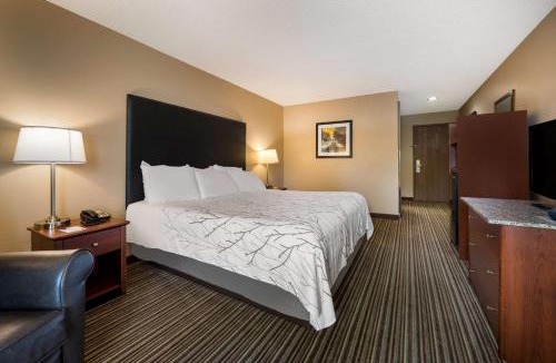 Mauston Hotel | Best Western Park Oasis Inn