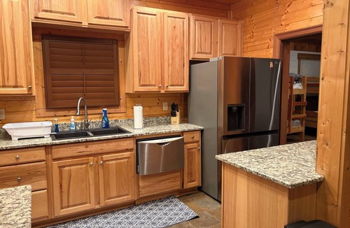Pine Level Cabin | Blue Creek Hideaway- 2BR Cabin located on Lake Mitchell, AL