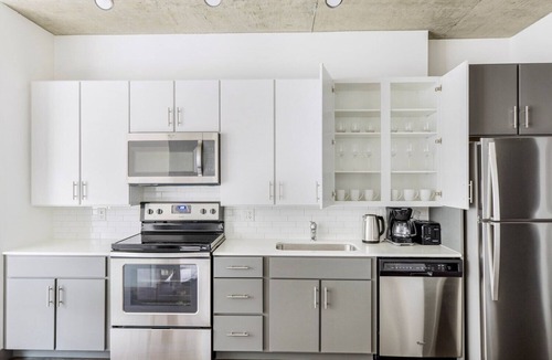Downtown Chicago Apartment | Blueground | Chicago Loop, rooftop, nr Millennium Park