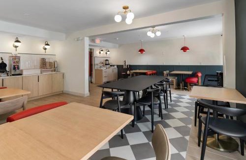 Tallahassee Hotel | BOB Hotels Tallahassee - Boutique on Budget
