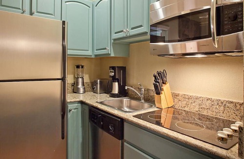 Boyne Falls Villa | Boyne Mountain Run Resort - sleeps 10 - 3BR, 3BA, 2 Kitchens!