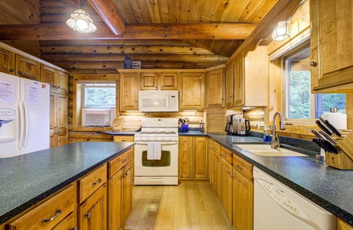 Center Conway Cabin | Breathtaking Cabin & Views