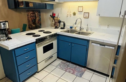 Old Farm District Bed & Breakfast | Bright 3-Bedroom Bend Retreat with AC, Large Yard Near Downtown and Old Mill