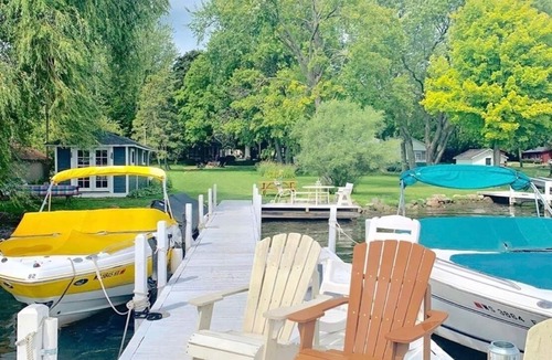 Williams Bay Boat Rental | Buoy for RENT on Geneva Lake