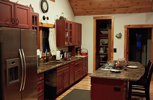 Rindge Cabin | Cabin & Sauna on Lake Monomonac near Mt. Monadnock