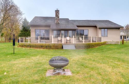 Cadillac House | Cadillac Vacation Rental w/Dock on Lake Mitchell!