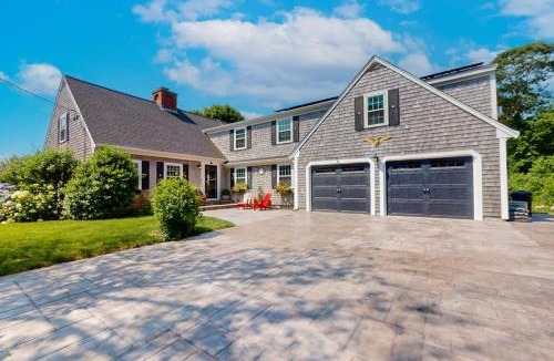 Northwest Harwich House | Cape Harbor Hideaway