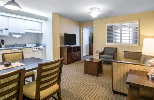 Ormond Shores Condo | Casa Del Mar Beach Resort-one bedroom oceanfront