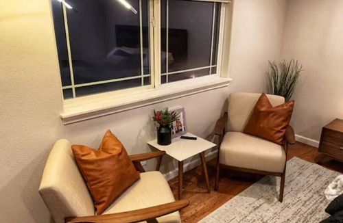 Orchard District House | Charming 2 BR + 1 Bonus Room in Heart of Bend