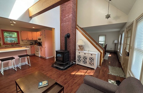 Guilford House | Charming 2BR semi-rural home in Southern VT - amazing setting & modern amenities