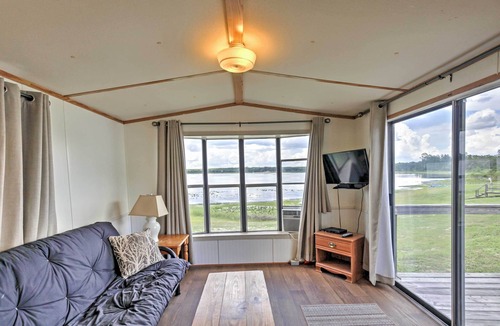 Silver Springs Cottage | Charming Lakefront Cabin in Ocala National Forest!