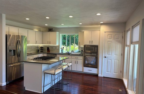 Troutdale House | Charming Troutdale Haven Near Waterfalls & Hiking.