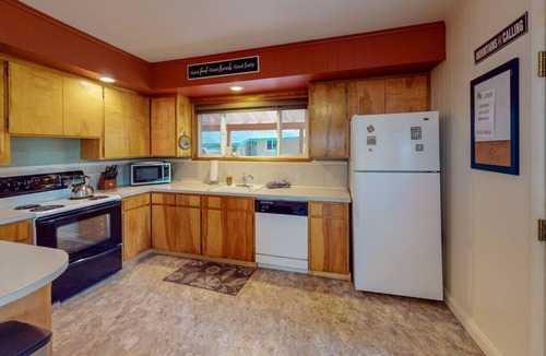 Joseph House | Chimney Lake on the River at Wallowa Lake