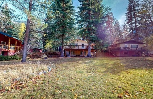 Joseph House | Chimney Lake on the River at Wallowa Lake