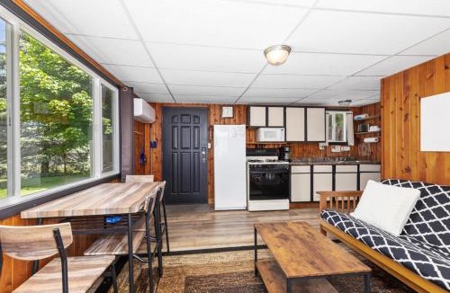 Chippewa Lake House | Chippewa Bluffs Resort Spacious Combined 4BR 4BA Cabins